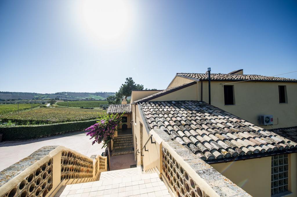 Masseria Del Vino Villa Loreto Aprutino Exterior foto